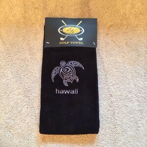 NWT Eighteenth Green Hawaii Black Golf Towel with Turtle Design